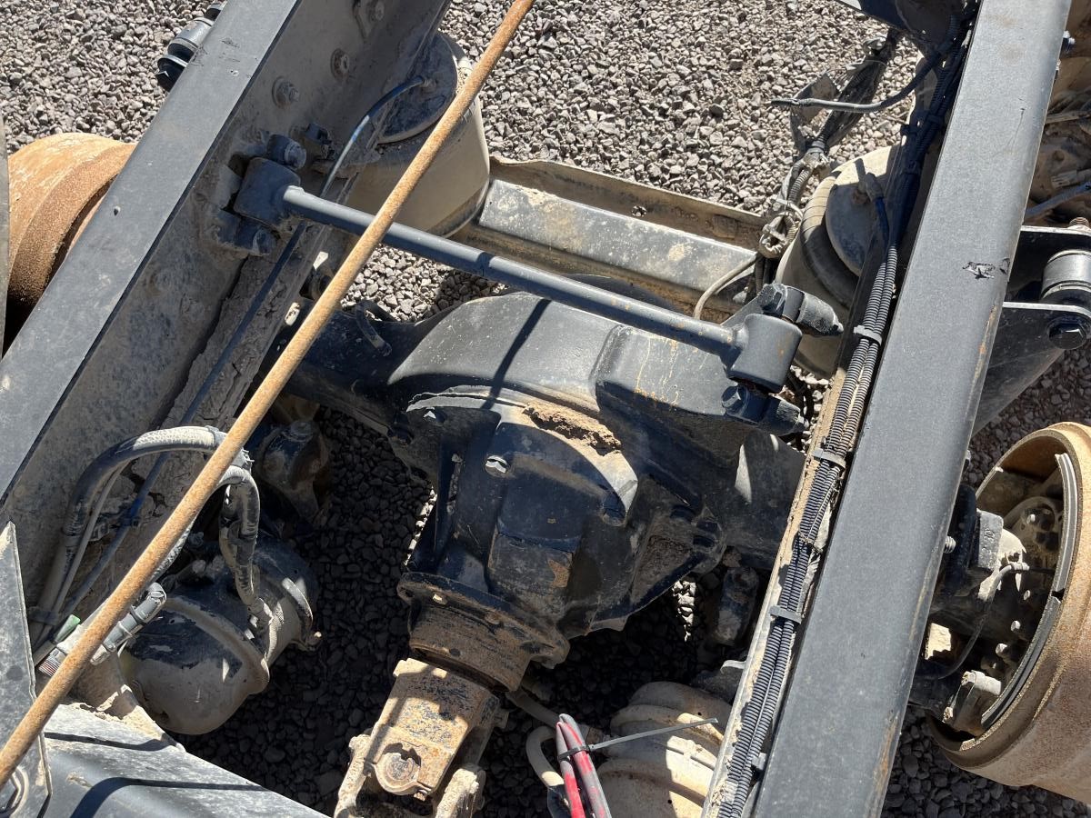 ./imagenes/INVOICE/2019/17856/FREIGHTLINER 108SD (8).JPG